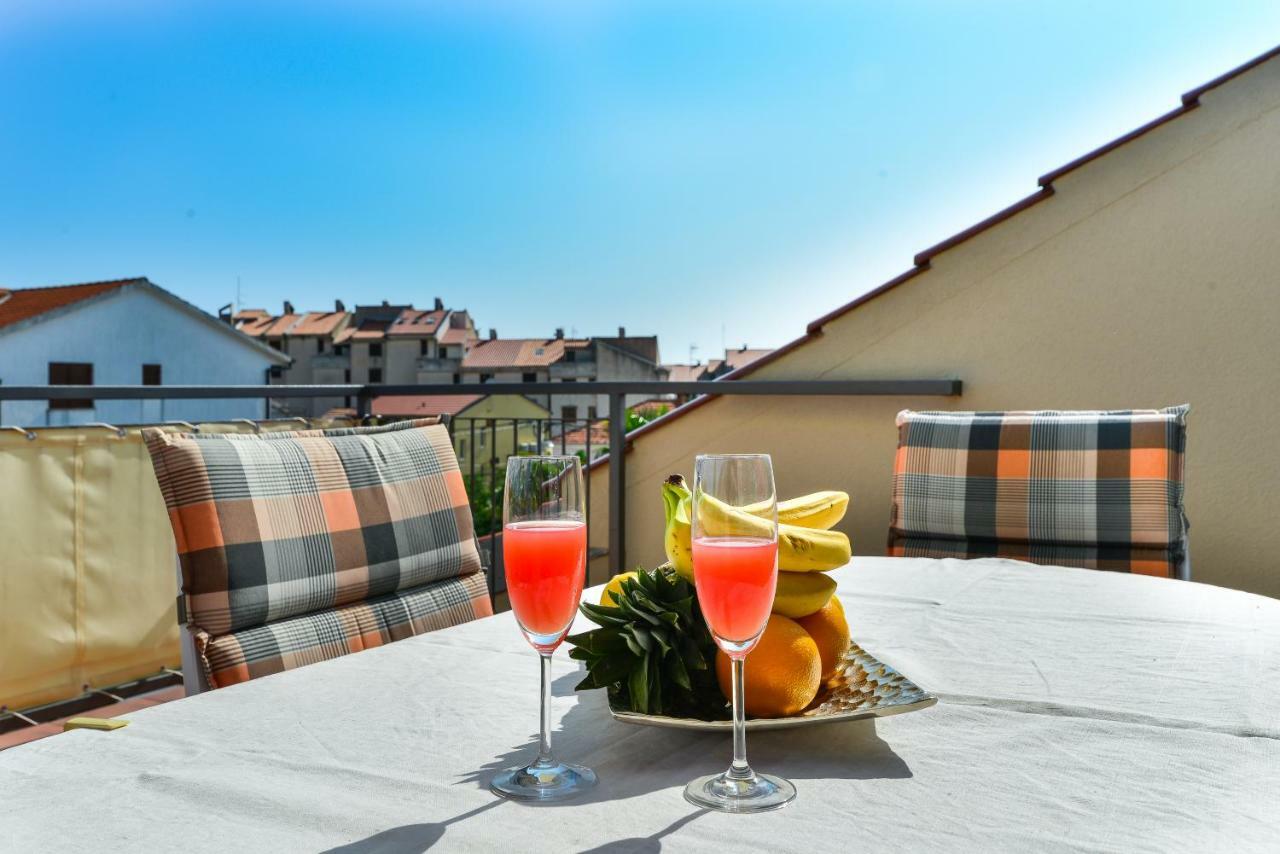 Apartment Lily Zadar Eksteriør billede